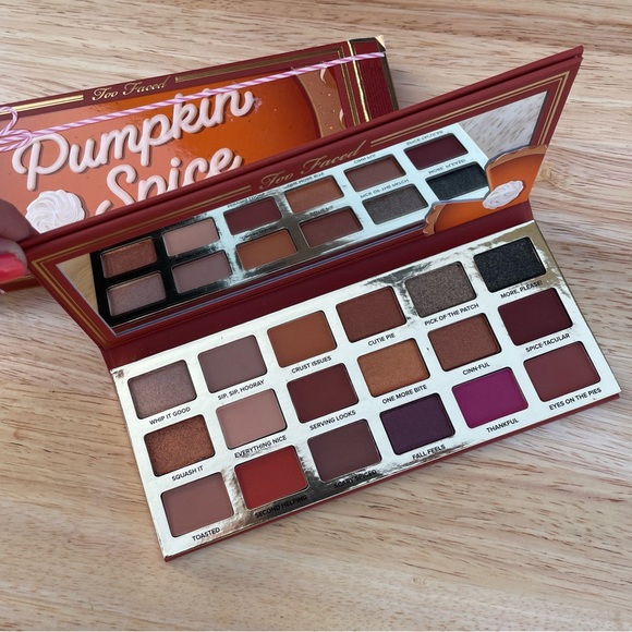 NIB Too Faced Pumpkin Pie Second Slice Palette - Picture 7 of 8